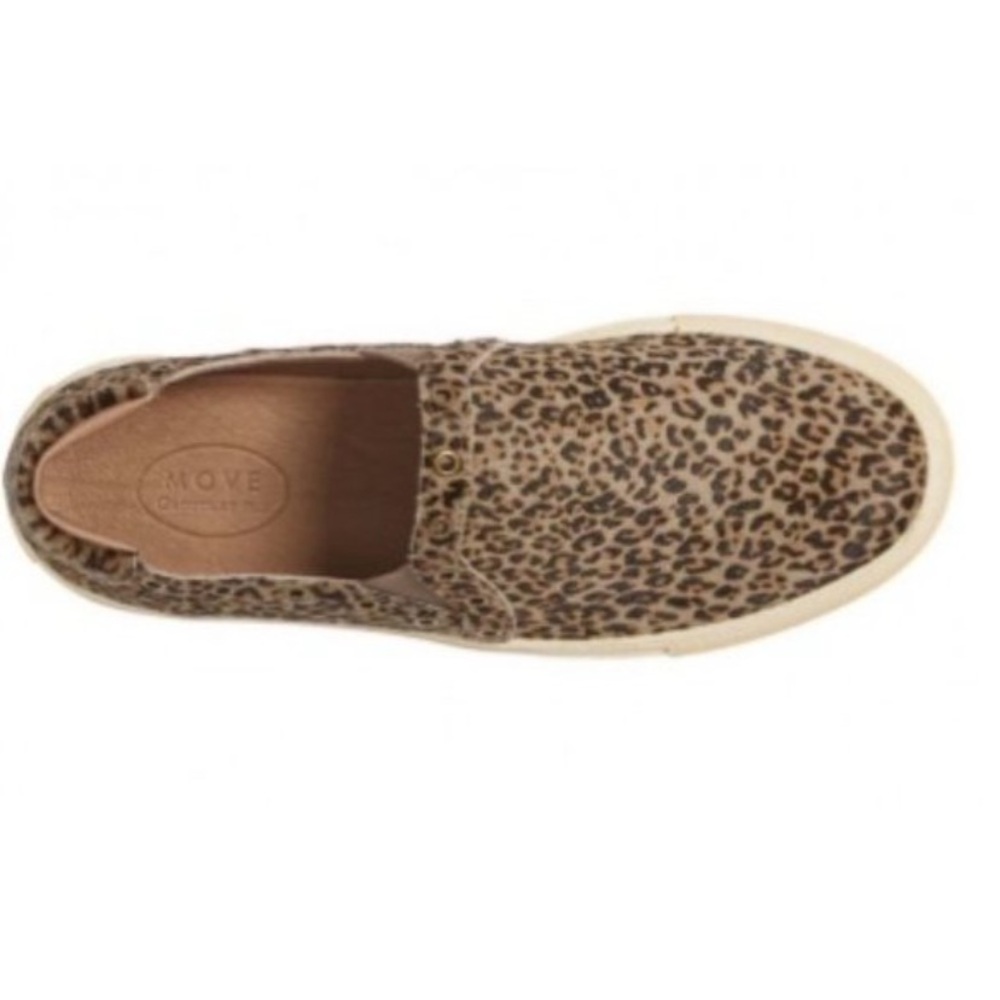 NWT - Chocolat Blu ~ Noella Leopard Slip-On Sneaker